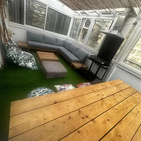 別荘 Maison Familiale A 2 Min A Pied De L'institut A Armand Calme Jeux Babyfoot Jacuzzi Proche *